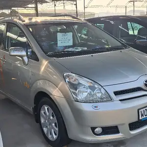 Toyota Corolla Verso, 2007