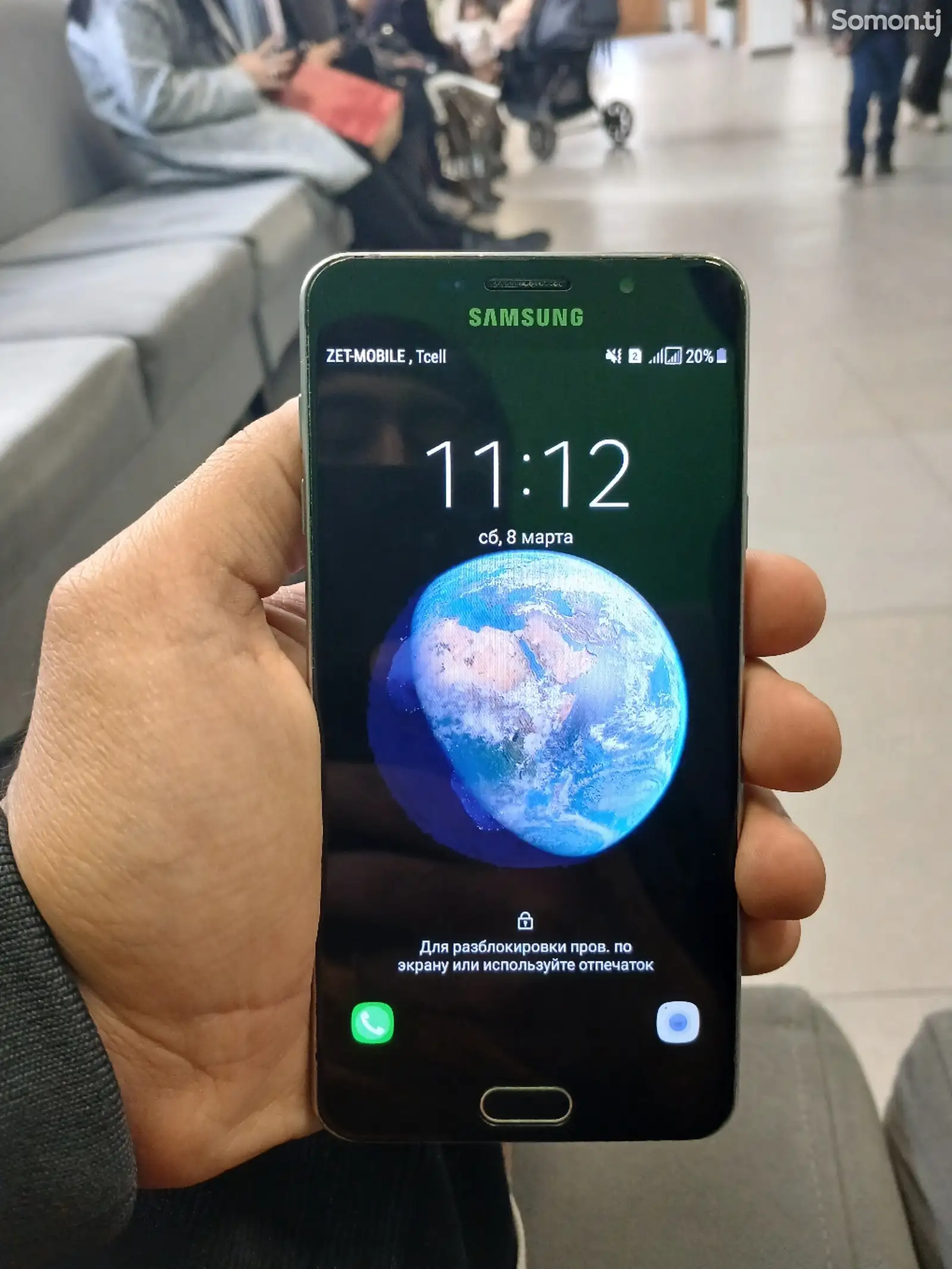 Samsung Galaxy A7 2016-1