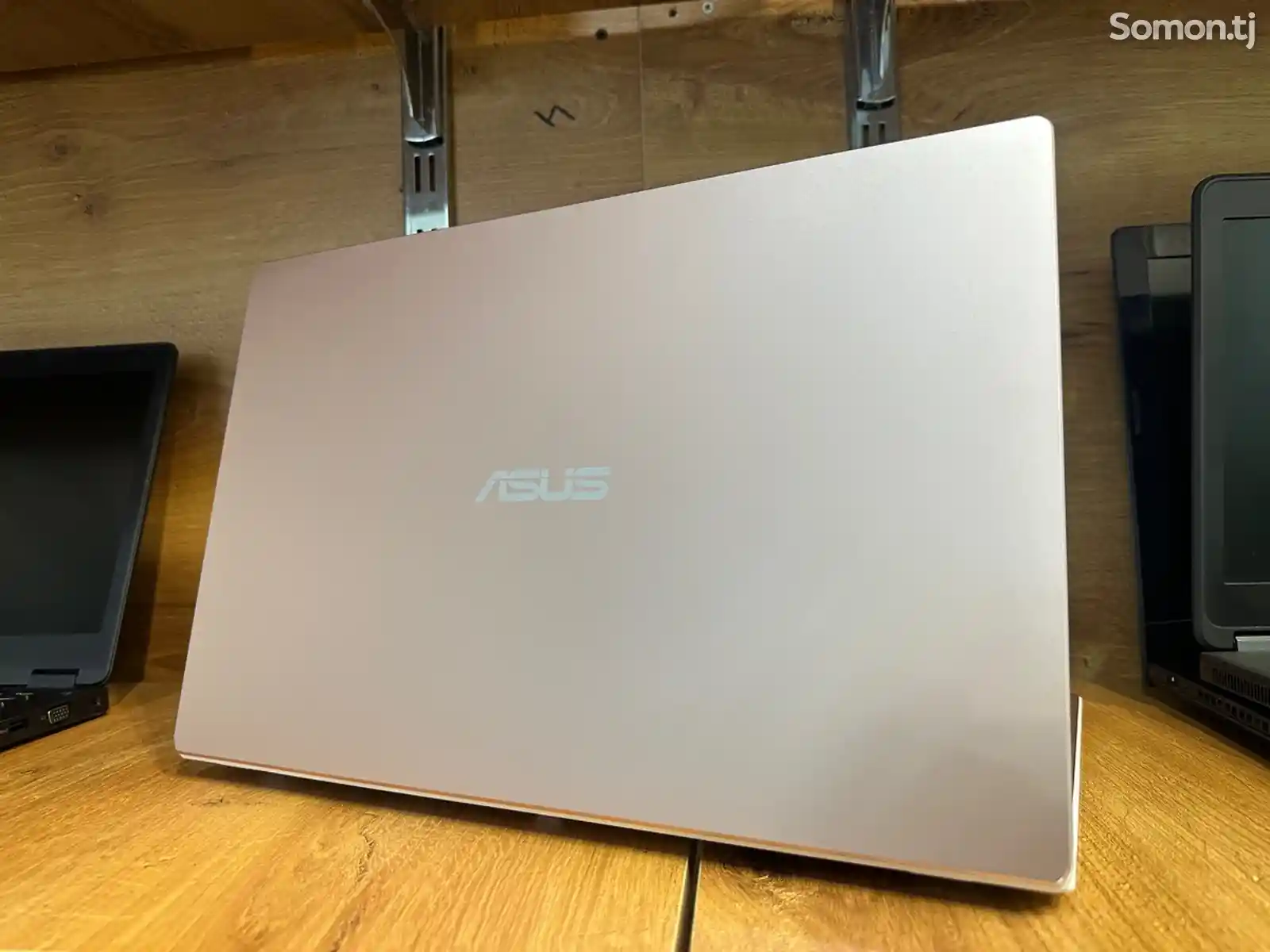 Ноутбук Asus pink E510-7