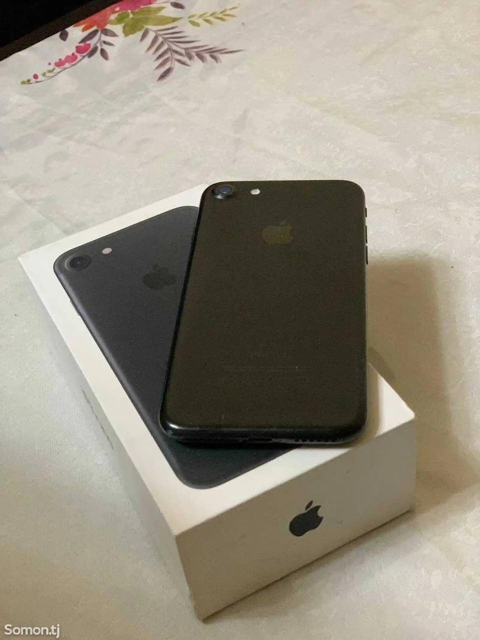 Apple iPhone 7, 64 gb-3