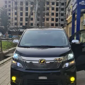 Toyota Vellfire, 2014