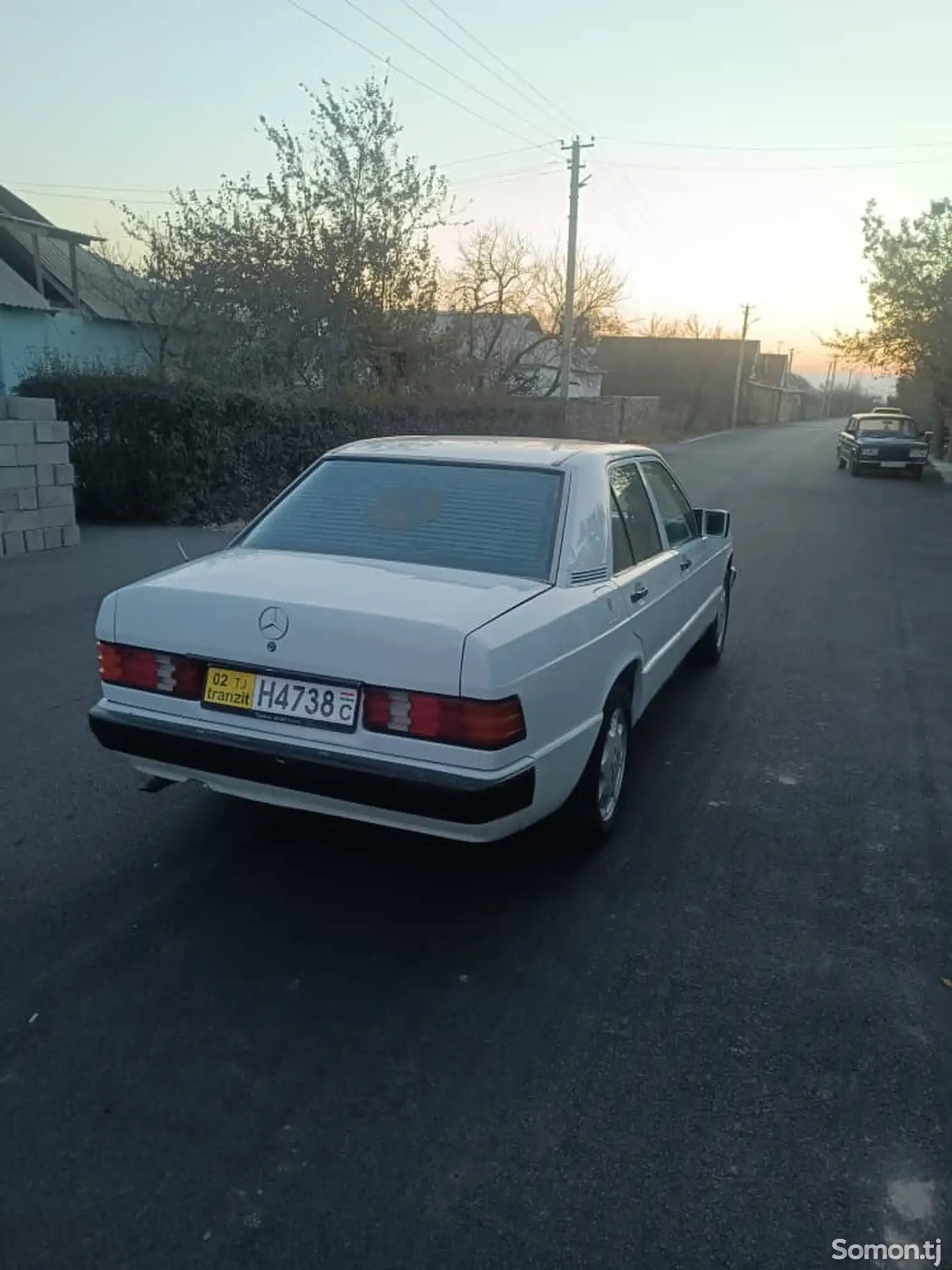 Mercedes-Benz W201, 1992-1