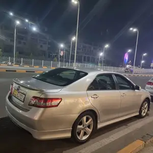 Toyota Camry, 2010