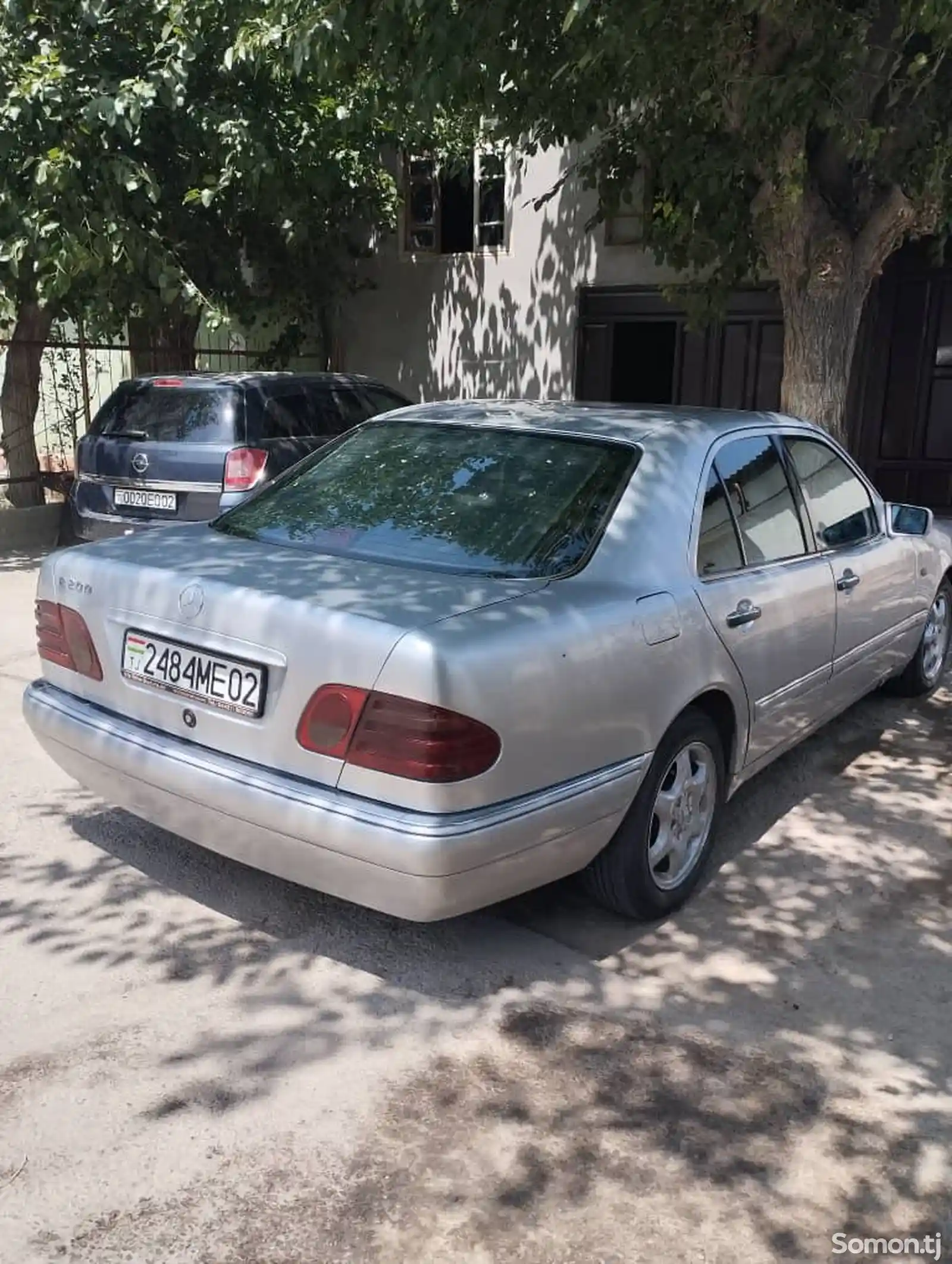 Mercedes-Benz E class, 1996-4