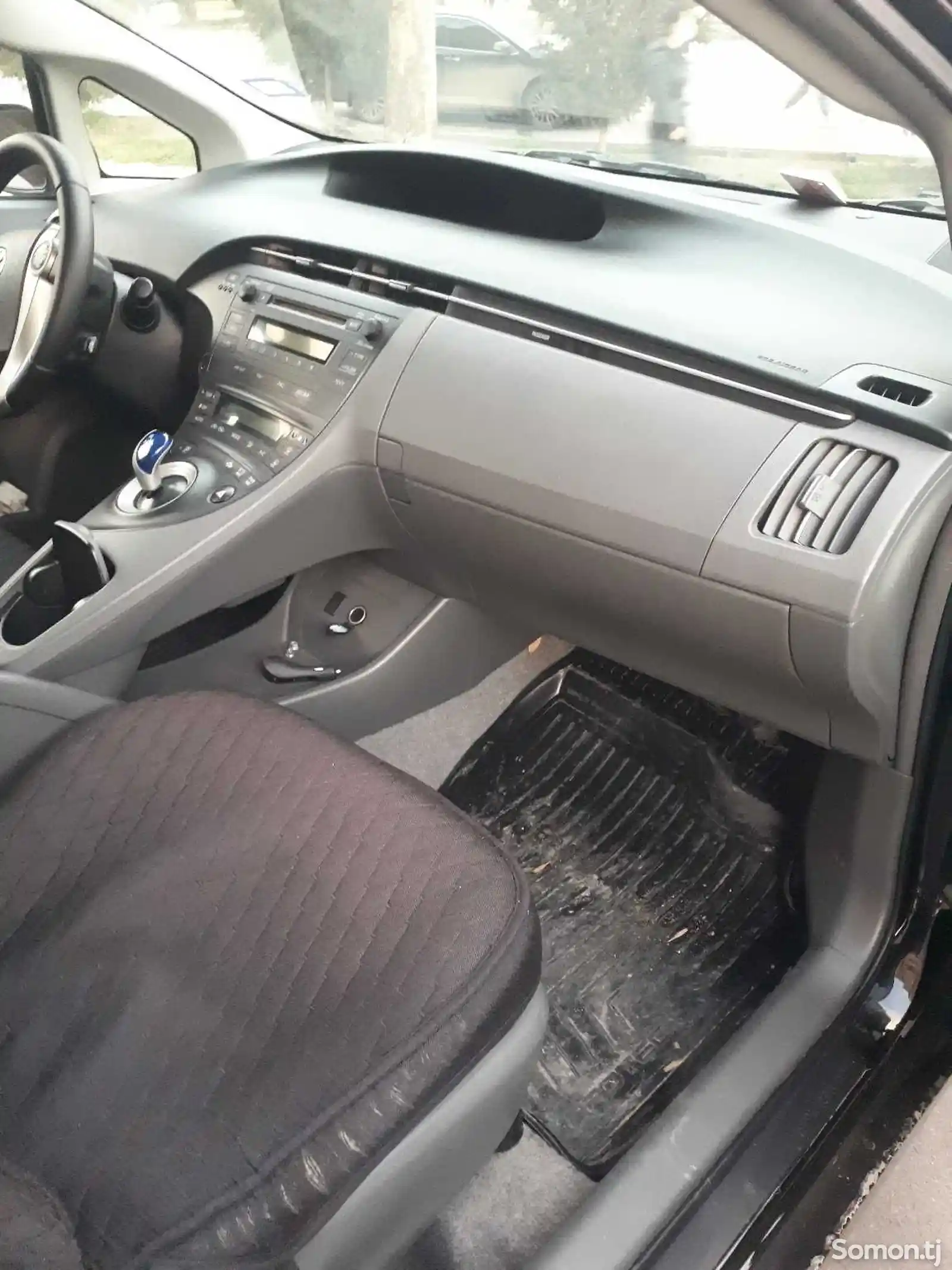Toyota Prius, 2011-7