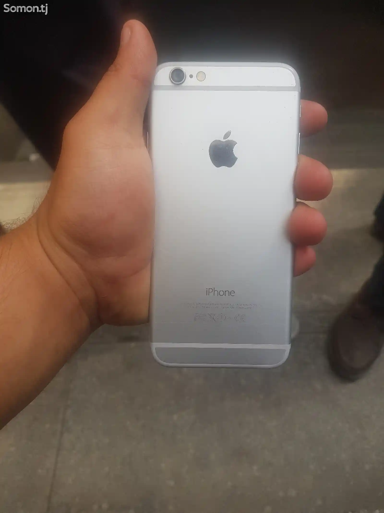 Apple iPhone 6-3