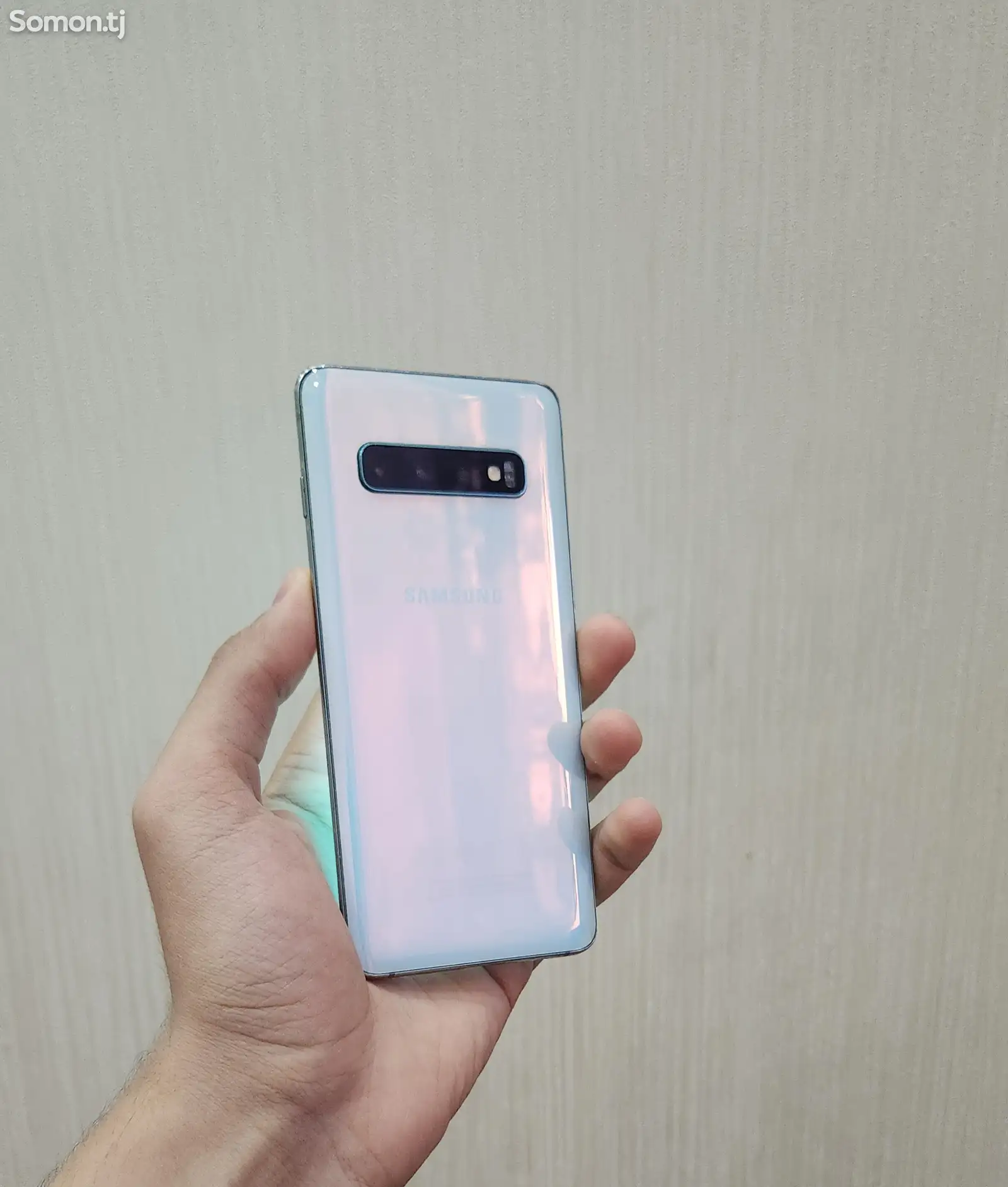 Samsung Galaxy S10 8/128gb-1