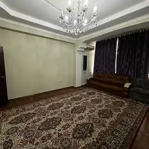 2-комн. квартира, 5 этаж, 80м², Сино