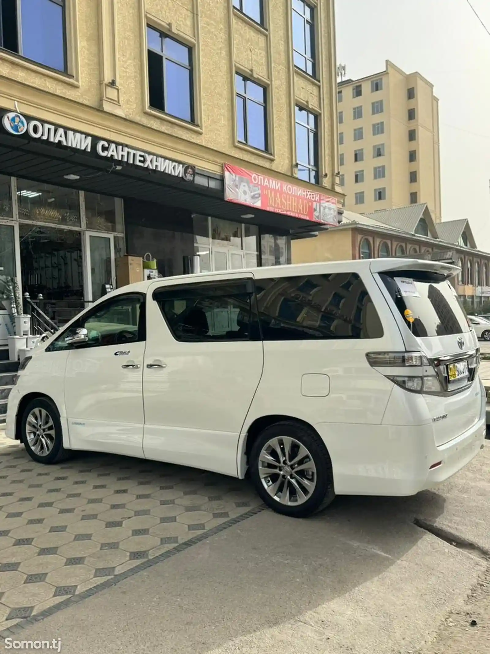 Toyota Vellfire, 2014-6