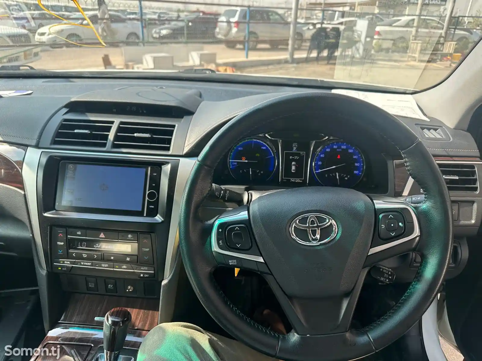 Toyota Camry, 2015-3