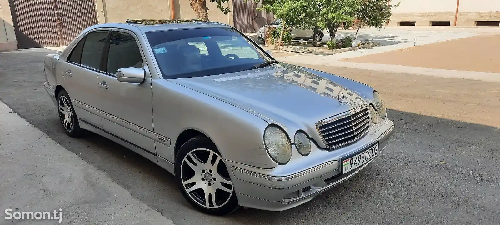 Mercedes-Benz E class, 1999-8