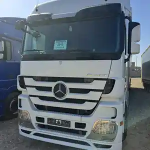 Бортовой грузовик Mercedes-Benz Actros, 2012