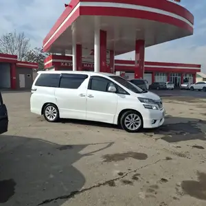 Toyota Vellfire, 2014