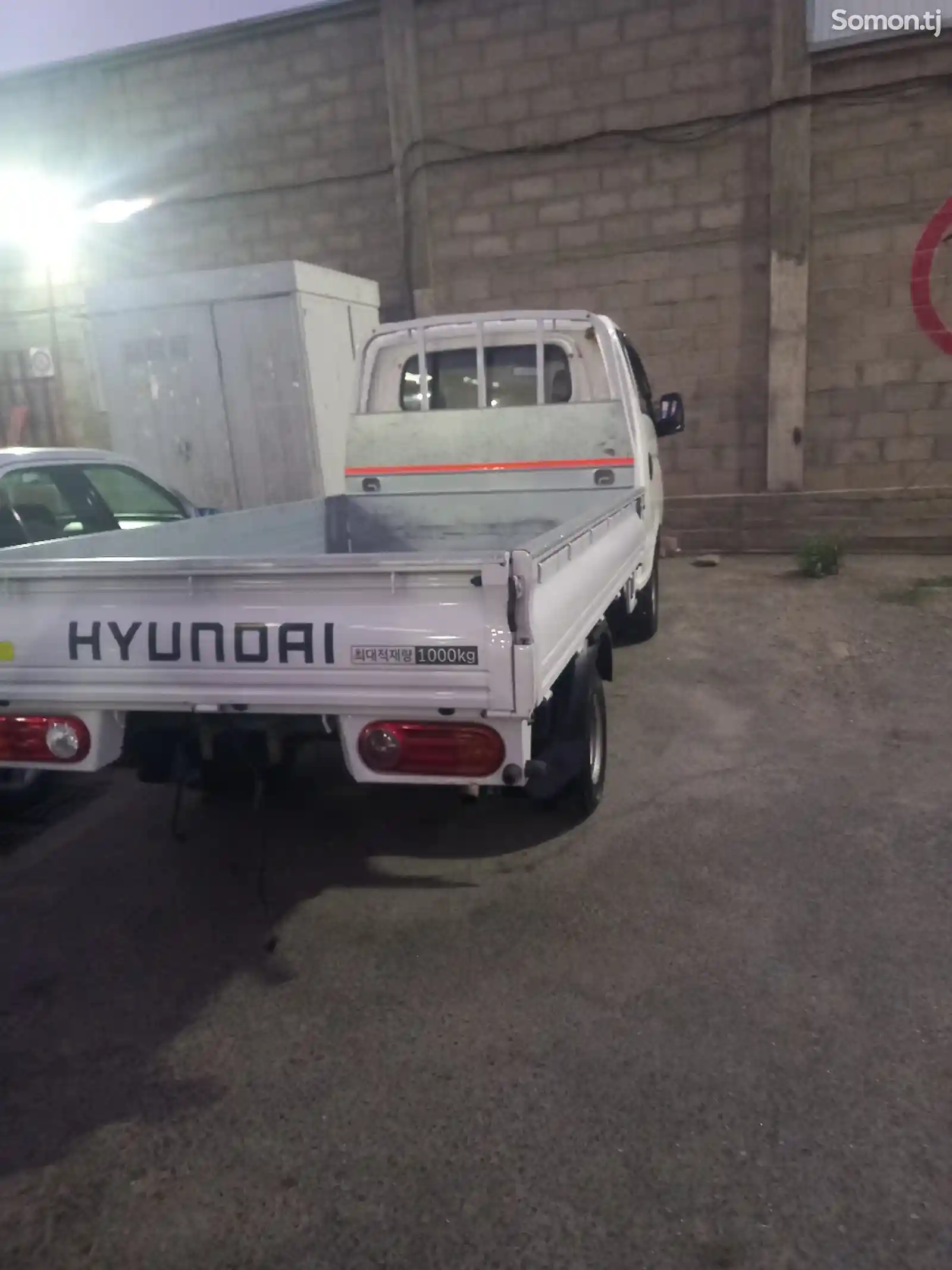 Бортовой автомобиль Hyundai Porter, 2009-5