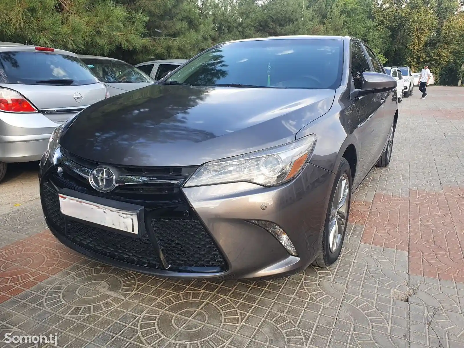 Toyota Camry, 2017-1