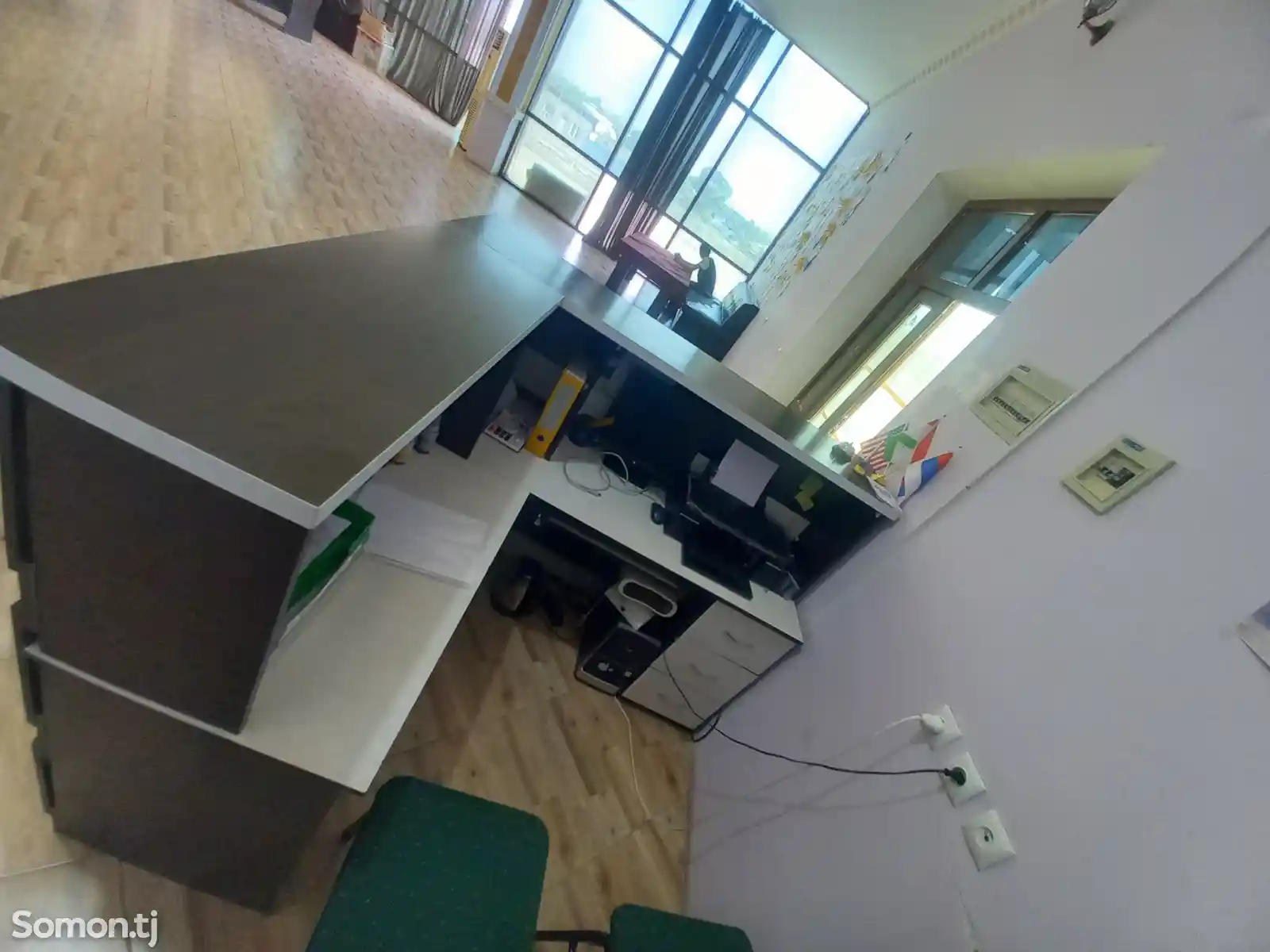 Офисный стол-2