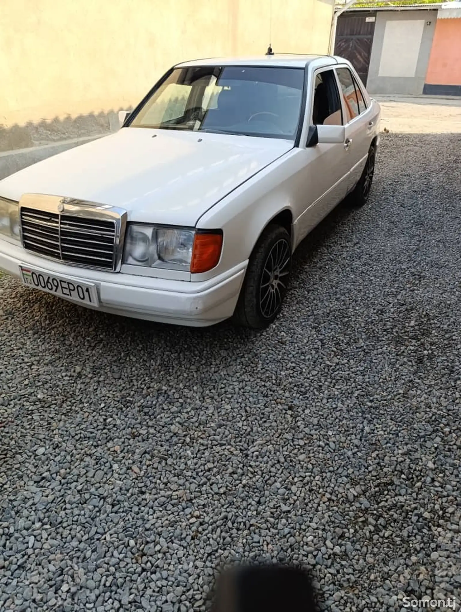 Mercedes-Benz W124, 1995-4