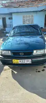 Opel Vectra A, 1995-11