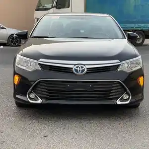 Toyota Camry, 2015