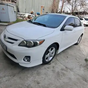 Toyota Corolla, 2013