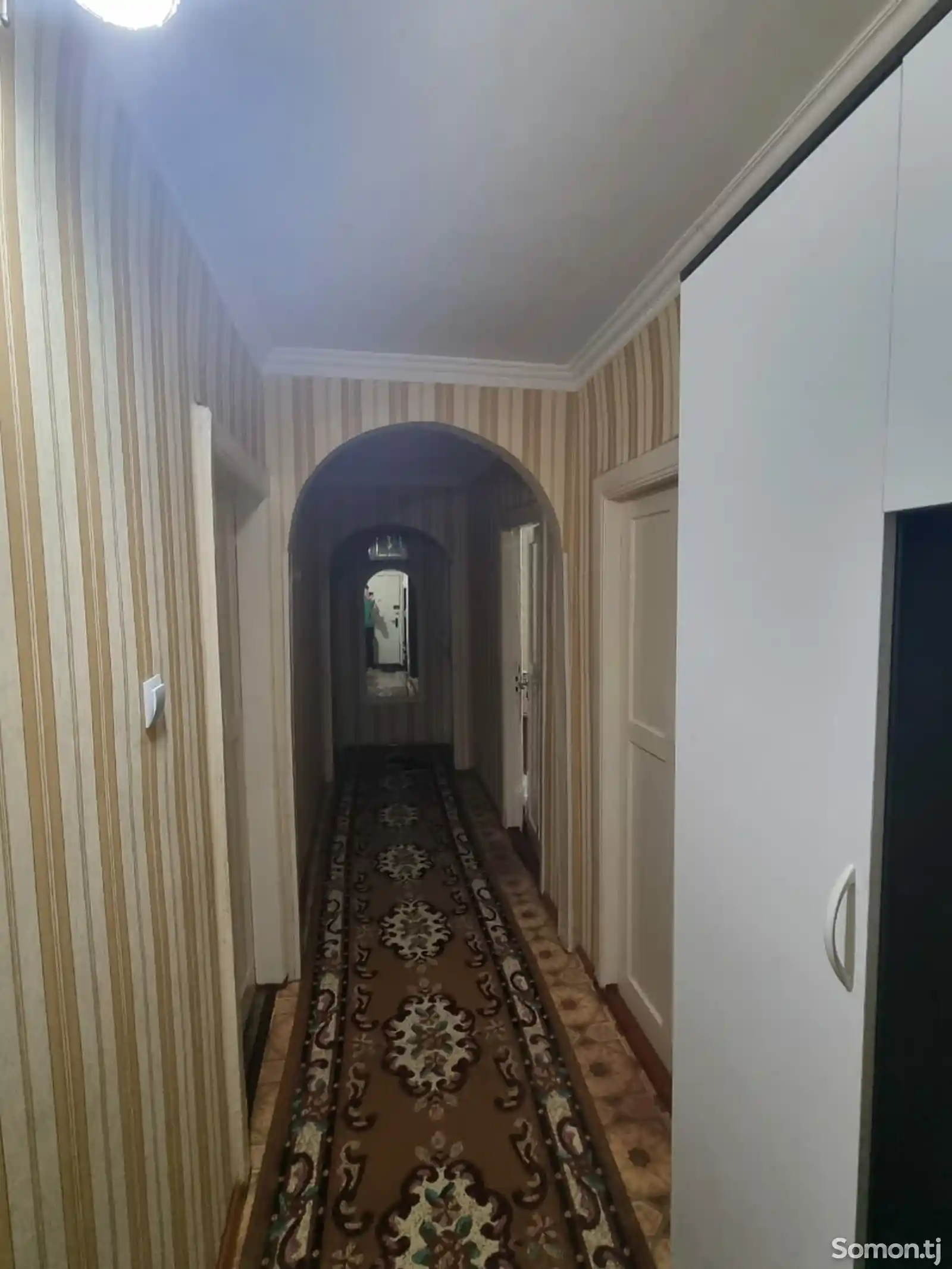 5-комн. квартира, 2 этаж, 90 м², Сино-2