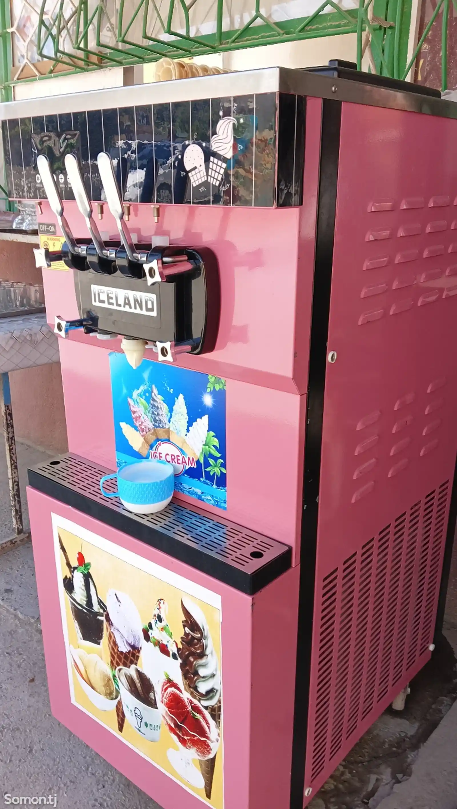Аппарат для изготовления мороженого-4