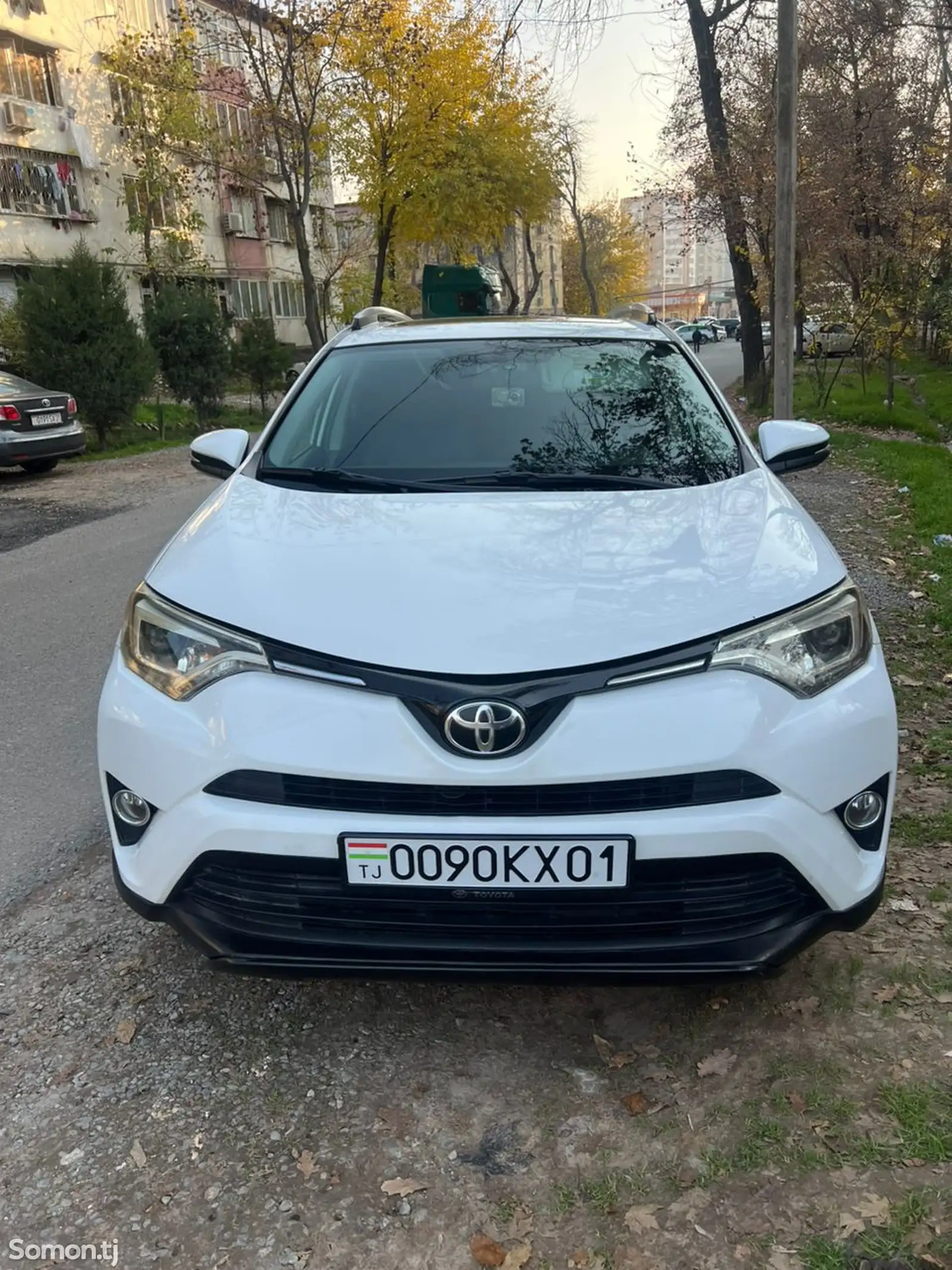 Toyota RAV 4, 2017-1