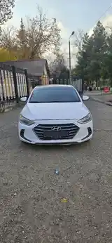 Hyundai Elantra, 2018-2