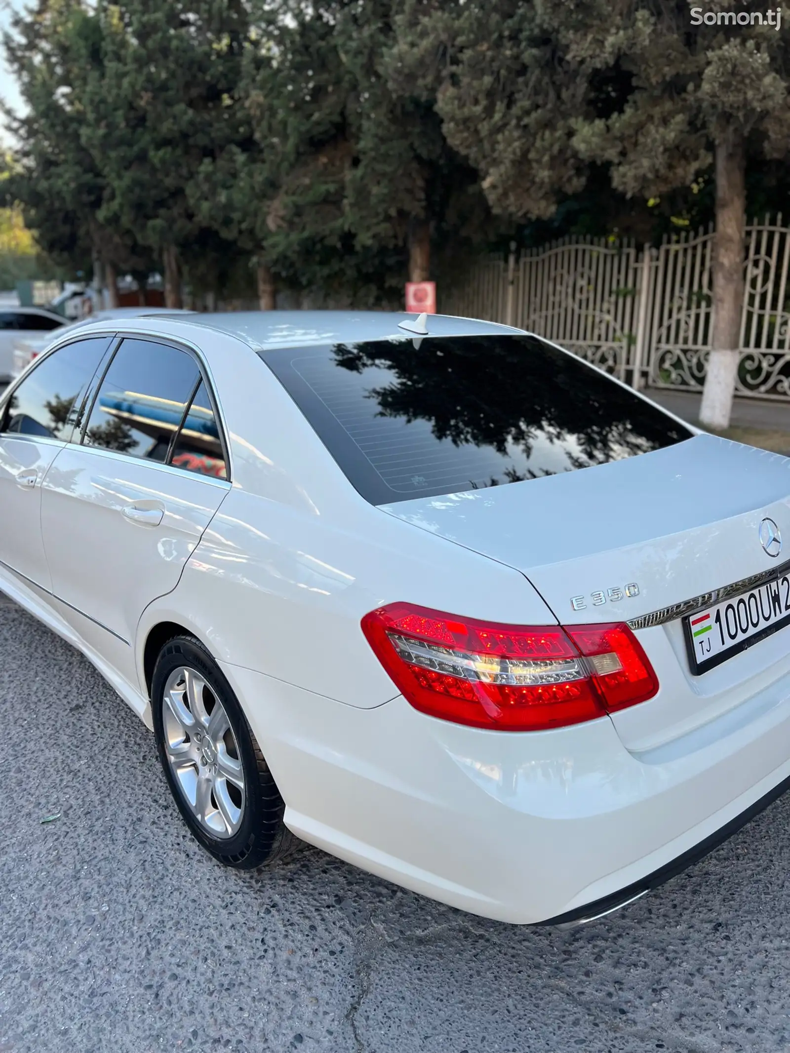 Mercedes-Benz E class, 2011-6