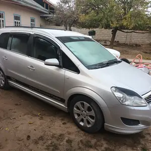 Opel Zafira, 2008