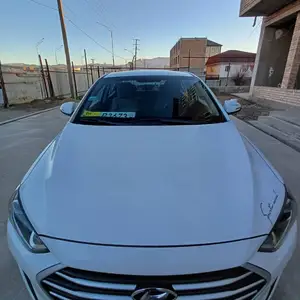 Hyundai Avante, 2017