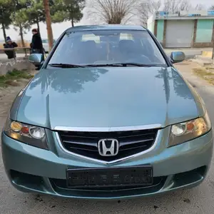 Honda Accord, 2005