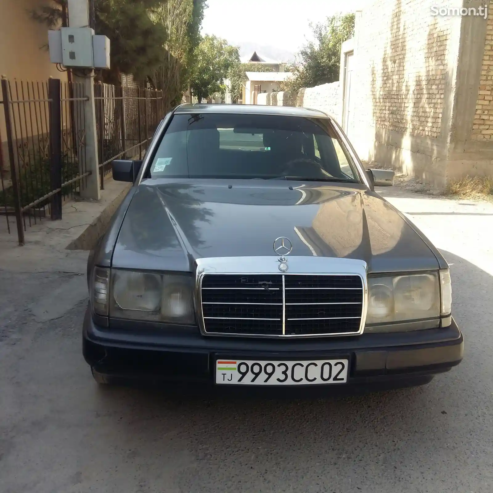 Mercedes-Benz W124, 1992-1