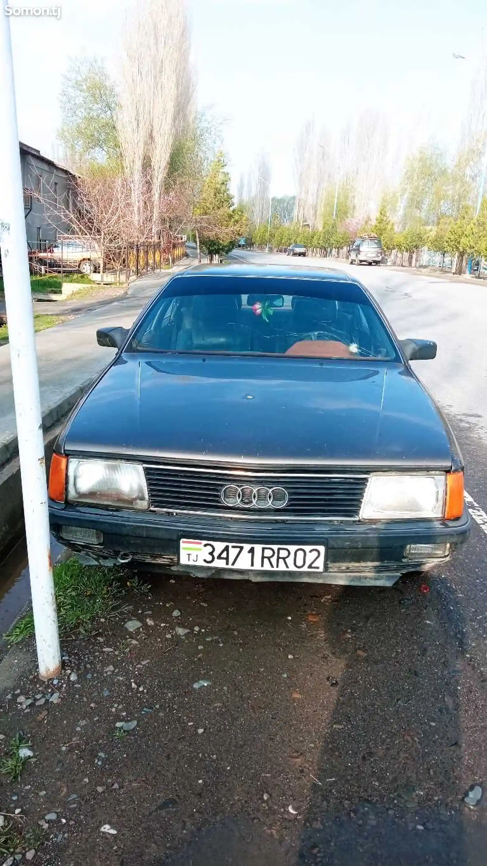 Audi 100, 1982-4