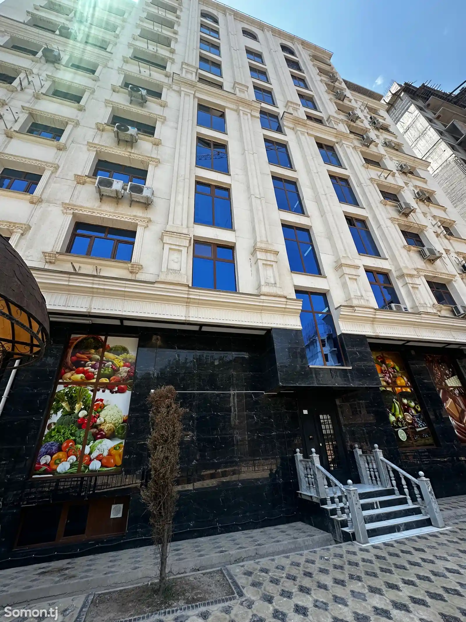 3-комн. квартира, 8 этаж, 75м², Шабчарог С. Рахими 7а-2