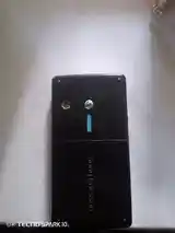 Телефон Sony Ericsson-5