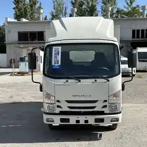 Бортовой грузовик Isuzu