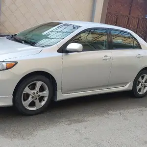 Toyota Corolla, 2011