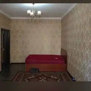 2-комн. квартира, 2 этаж, 50м², 19 мкр