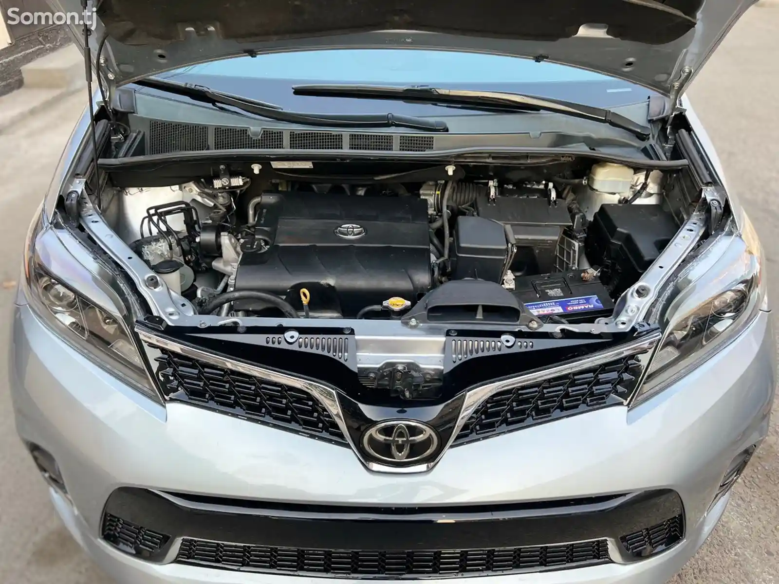 Toyota Sienna, 2016-9