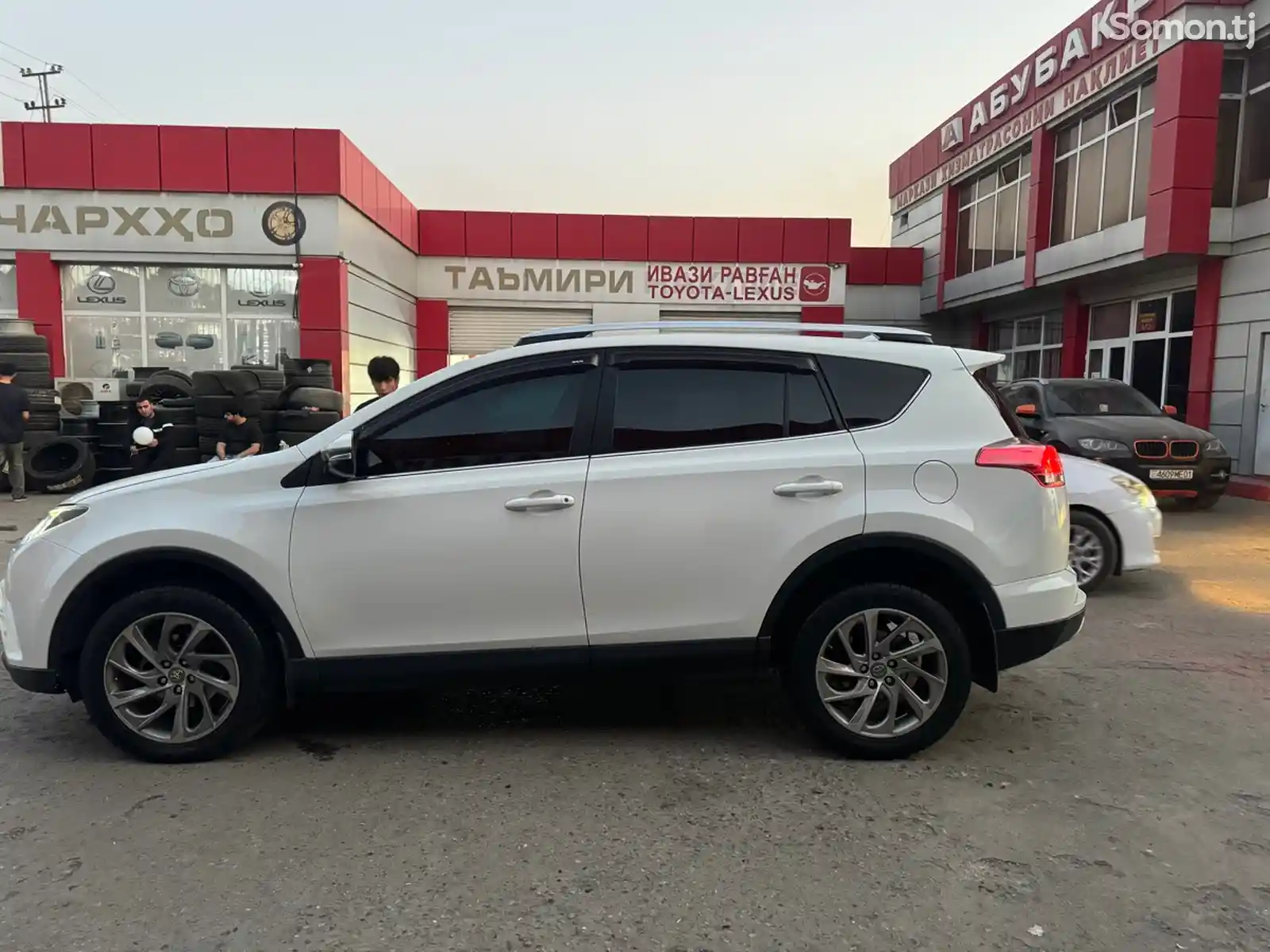 Toyota RAV 4, 2017-2