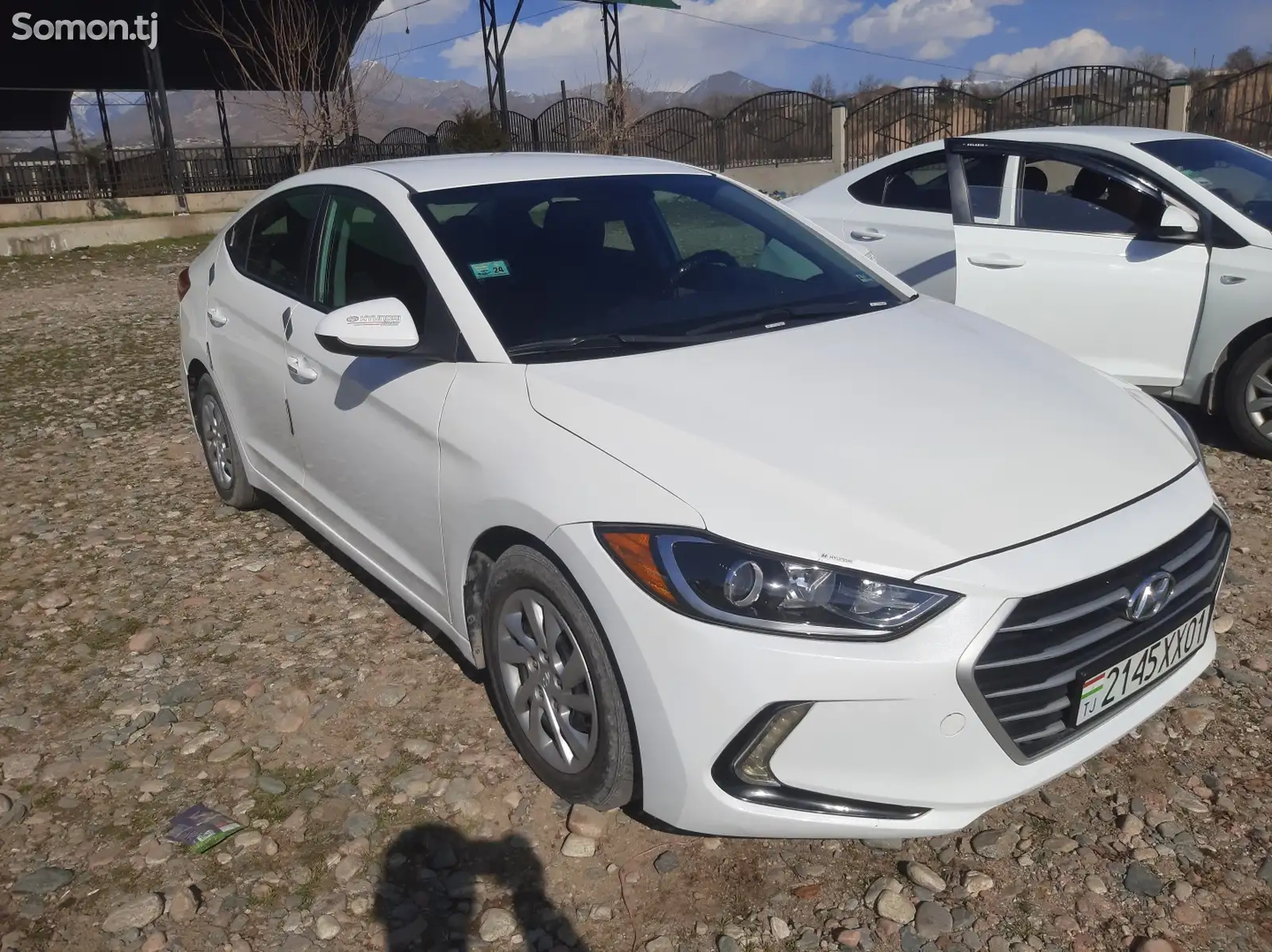 Hyundai Elantra, 2017-1