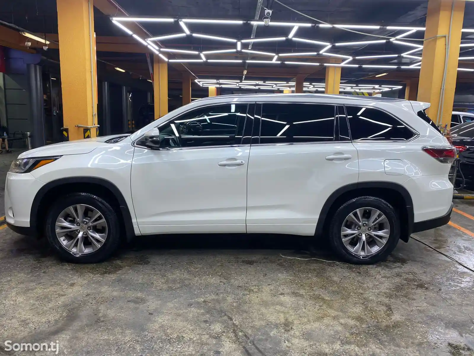 Toyota Highlander, 2016-1