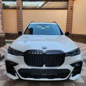 BMW X7, 2022