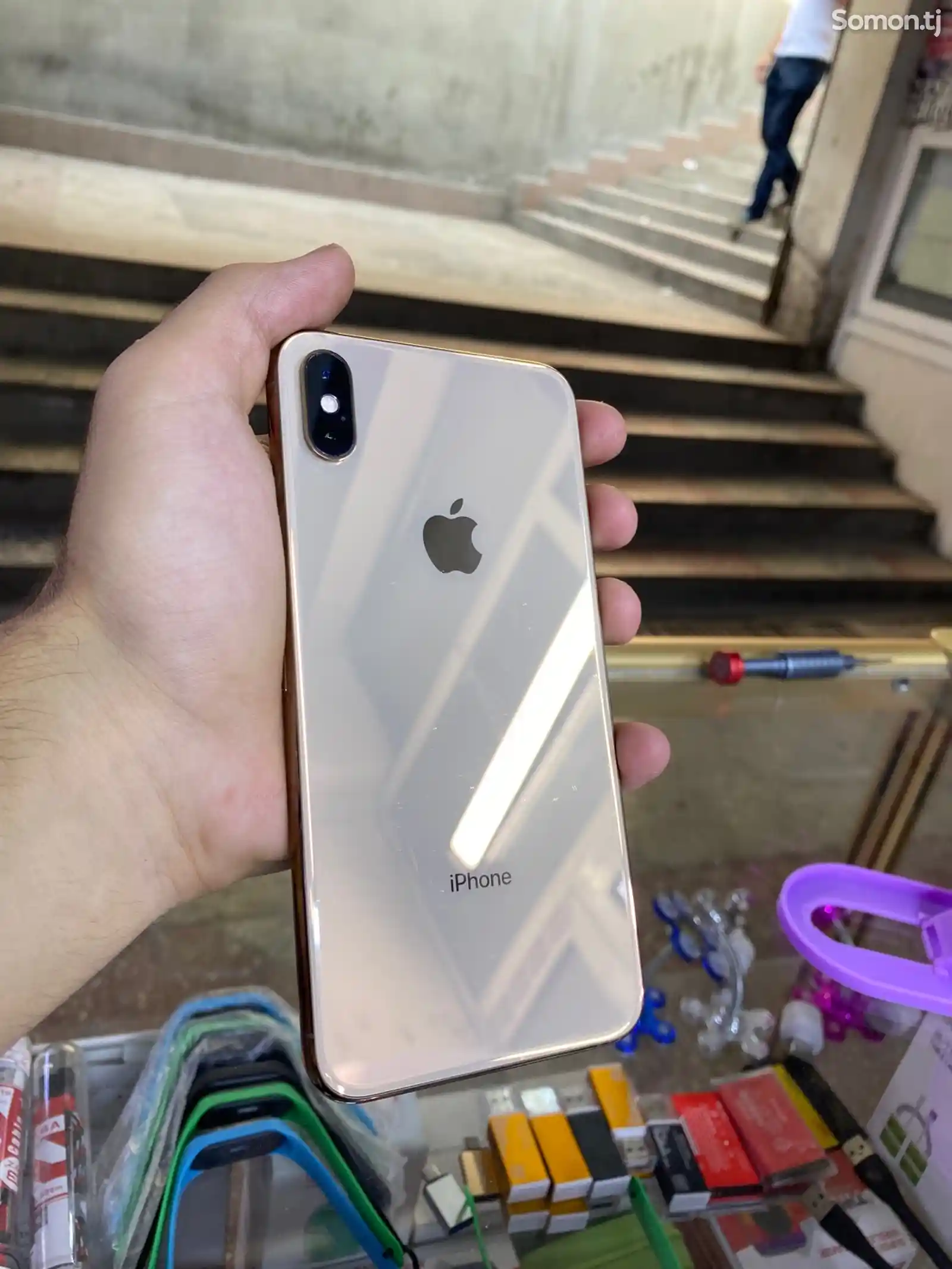 Apple iPhone Xs Max, 64 gb, Gold-5