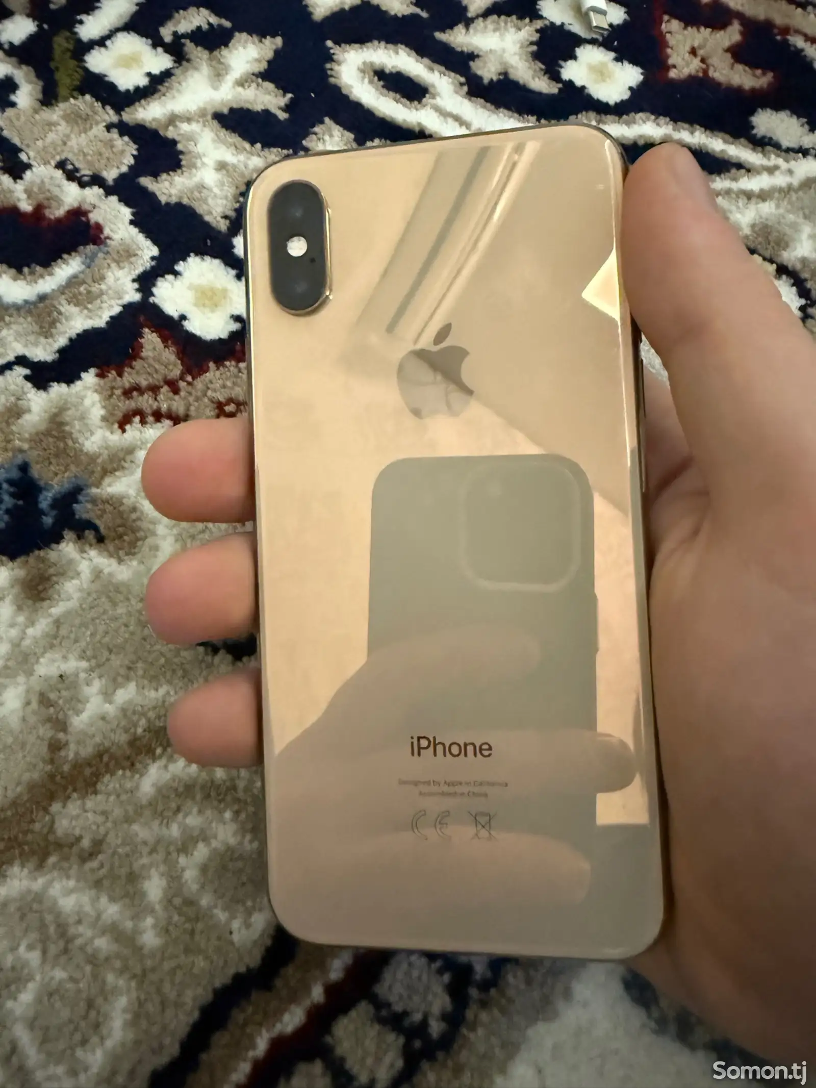 Apple iPhone Xs, 64 gb, Gold-1