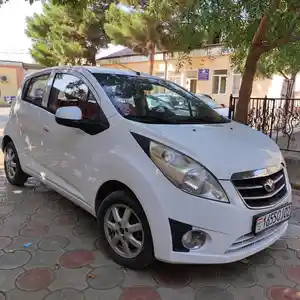 Chevrolet Spark, 2010