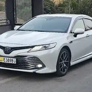 Toyota Camry, 2018