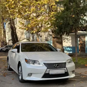 Lexus ES series, 2014