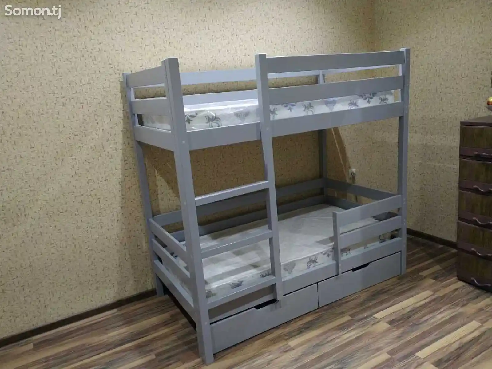 Кровать двухъярусная-2